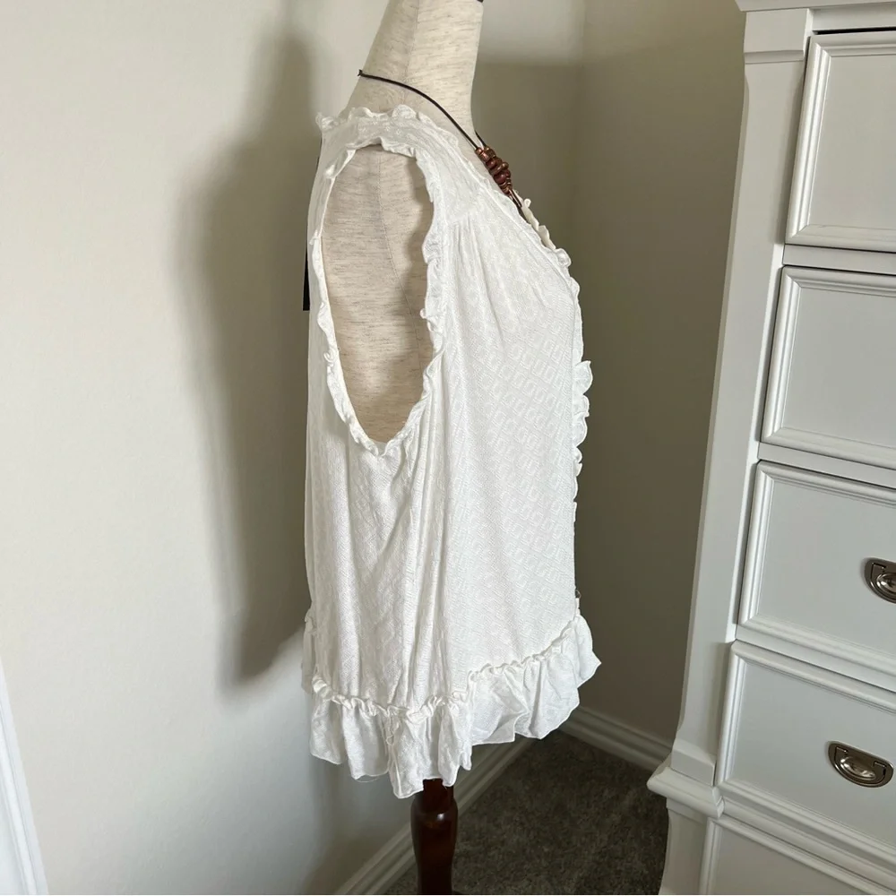 NWT Ruffle Tank - Picture 3 of 8